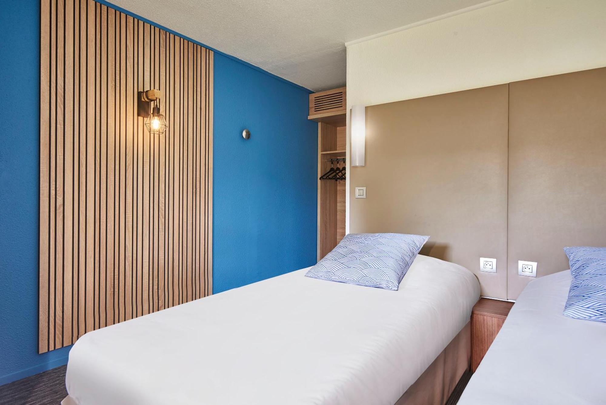 The Originals City Hotel La Verriere-Yvelines Exterior foto